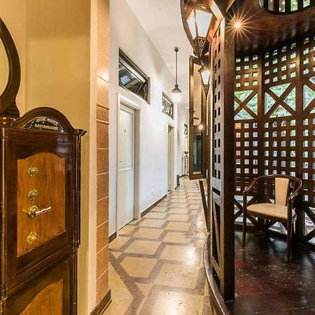 Emigrant Boutique Hotel Тбилиси Екстериор снимка