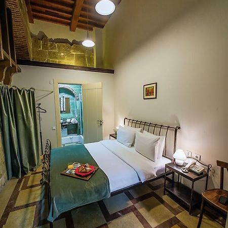 Emigrant Boutique Hotel Тбилиси Екстериор снимка