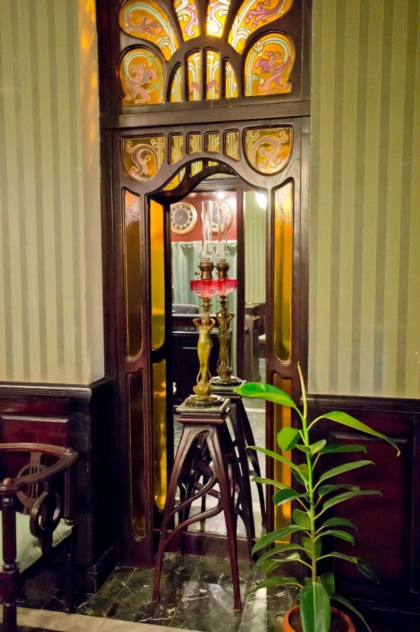 Emigrant Boutique Hotel Тбилиси Екстериор снимка