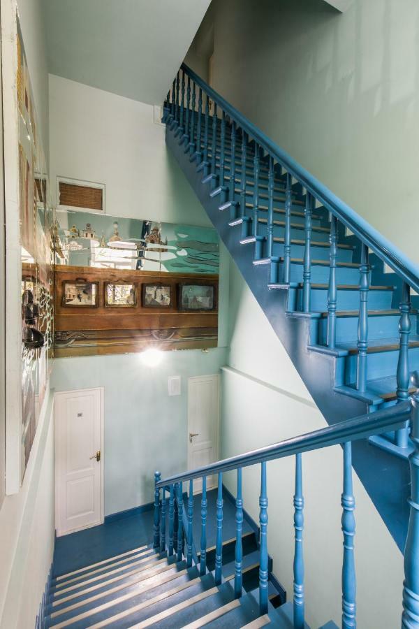 Emigrant Boutique Hotel Тбилиси Екстериор снимка