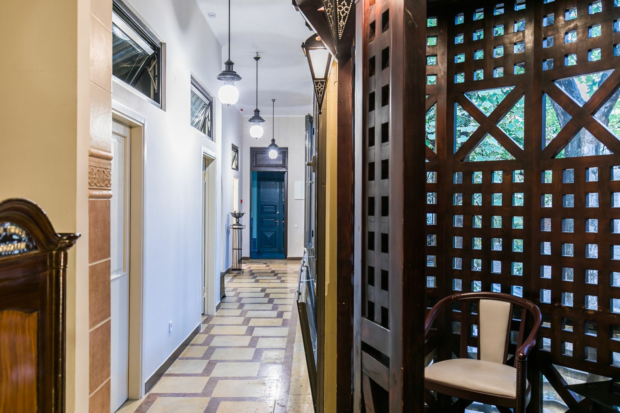 Emigrant Boutique Hotel Тбилиси Екстериор снимка