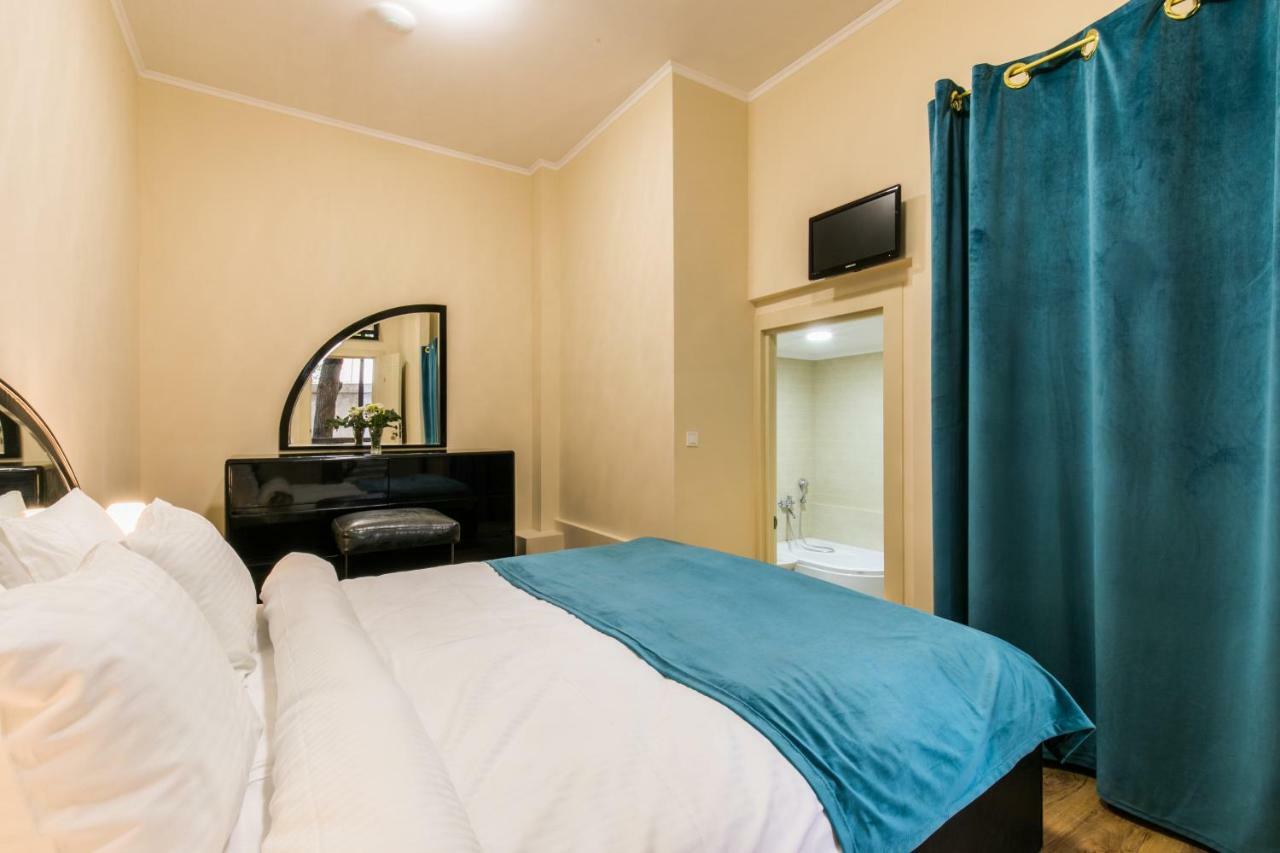 Emigrant Boutique Hotel Тбилиси Екстериор снимка