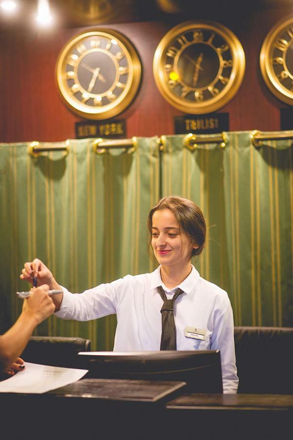 Emigrant Boutique Hotel Тбилиси Екстериор снимка