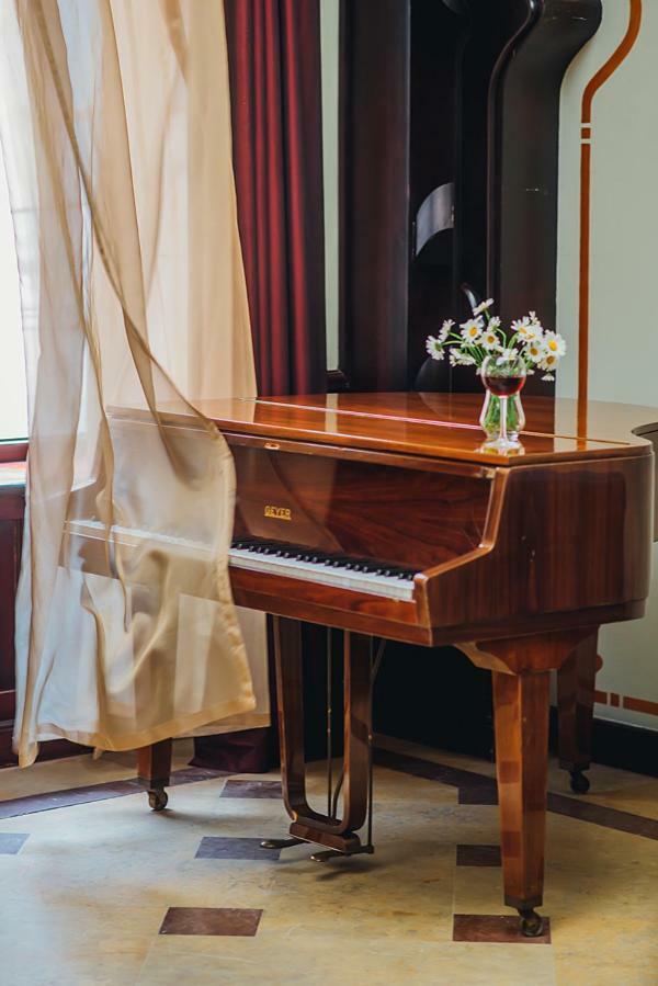 Emigrant Boutique Hotel Тбилиси Екстериор снимка