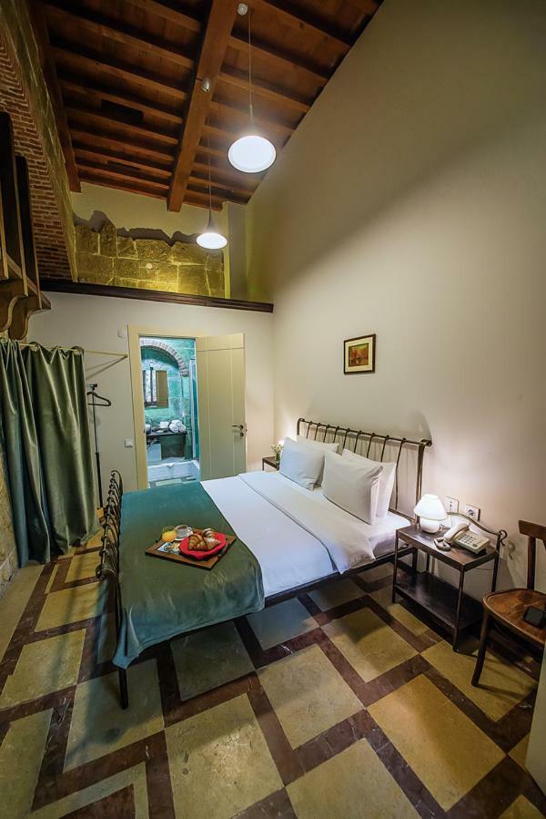Emigrant Boutique Hotel Тбилиси Екстериор снимка