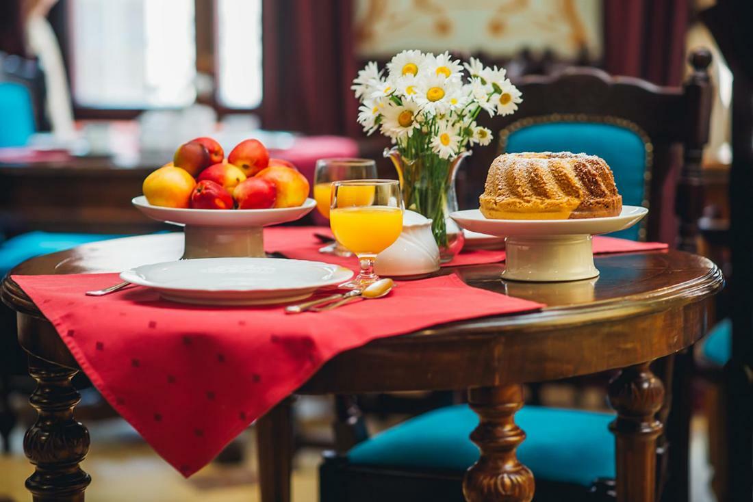 Emigrant Boutique Hotel Тбилиси Екстериор снимка