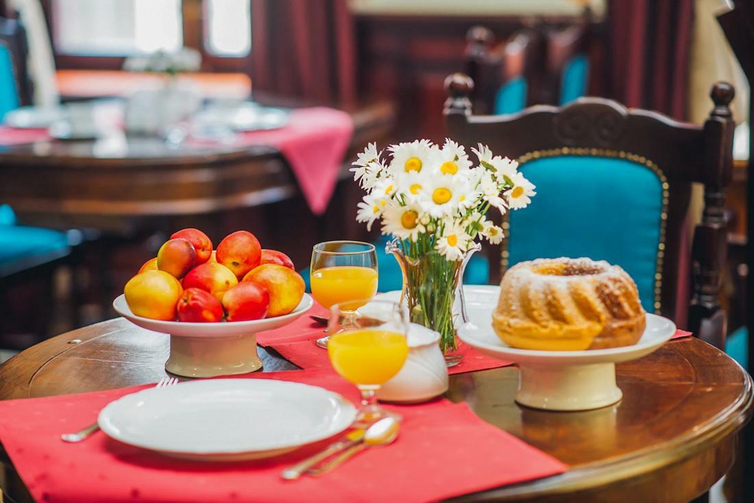 Emigrant Boutique Hotel Тбилиси Екстериор снимка